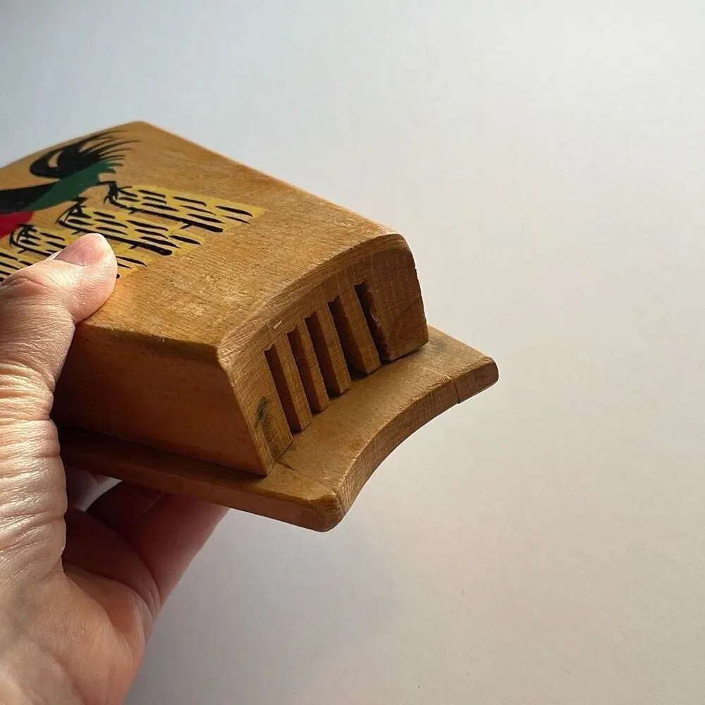 Vintage Midcentury Nevco Rooster painted wooden 5 knife holder.